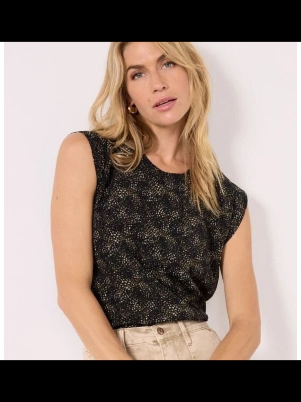 Evereve Mcclane Muscle Top Black/Gold Dotted Print, Sz L